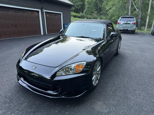 Black 2006 Honda S2000 Base