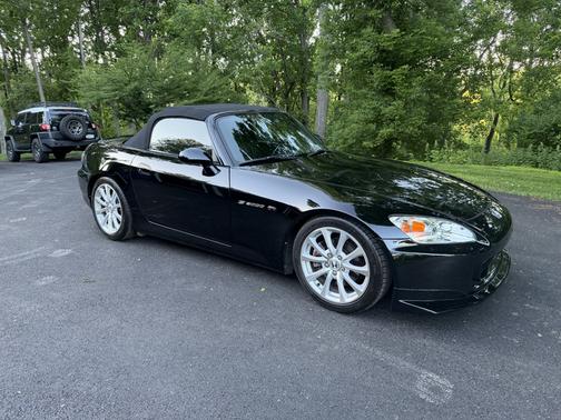 Black 2006 Honda S2000 Base
