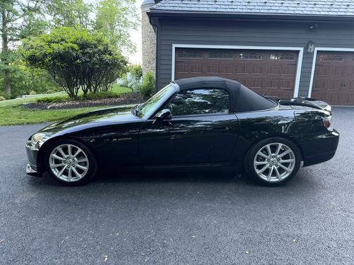 Black 2006 Honda S2000 Base