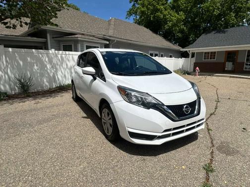 White 2018 Nissan Versa Note SV