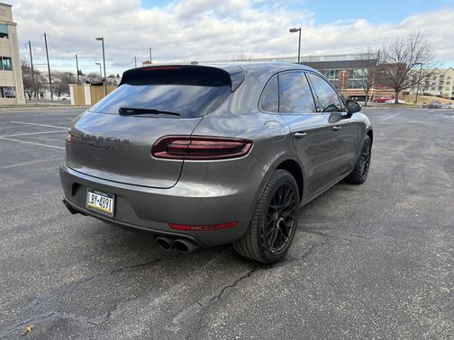 2017 Porsche Macan Macan GTS