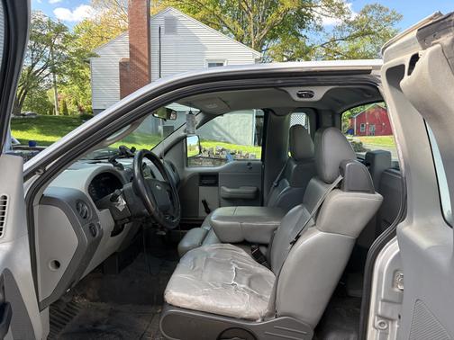 Silver 2008 Ford F-150 XL