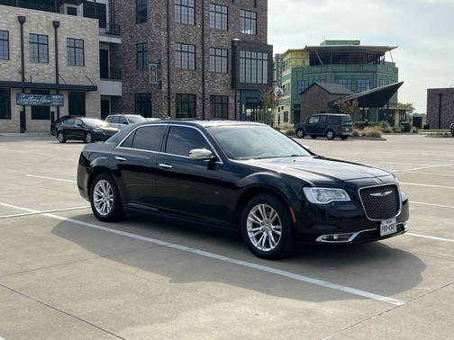 2016 Chrysler 300C Base