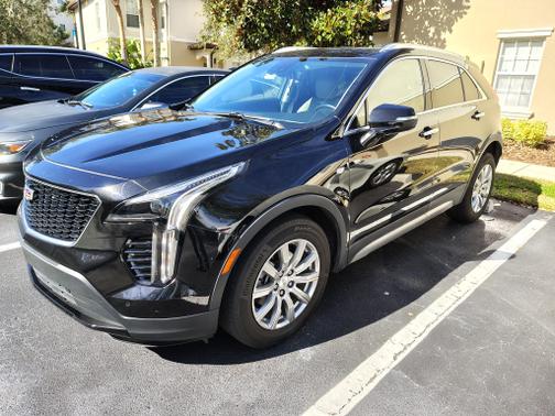 2023 Cadillac XT4 Premium Luxury