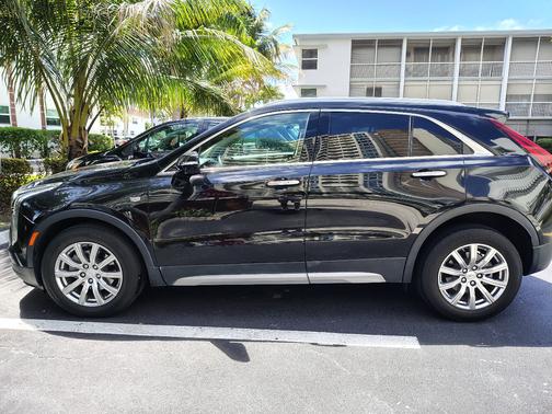 Black 2023 Cadillac XT4 Premium Luxury