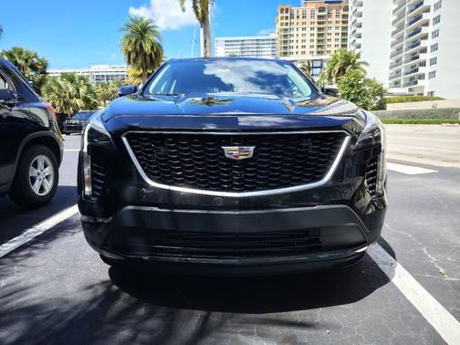 Black 2023 Cadillac XT4 Premium Luxury