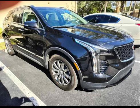 2023 Cadillac XT4 Premium Luxury
