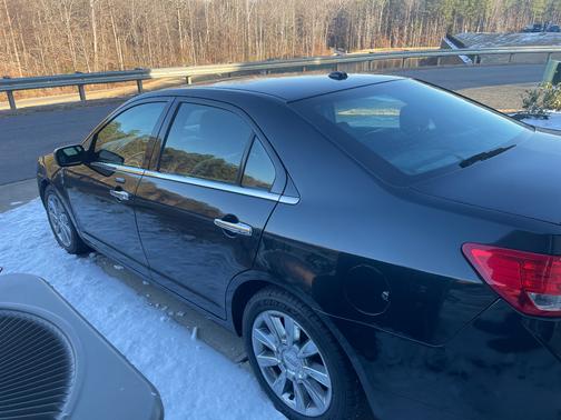 2012 Lincoln MKZ Base