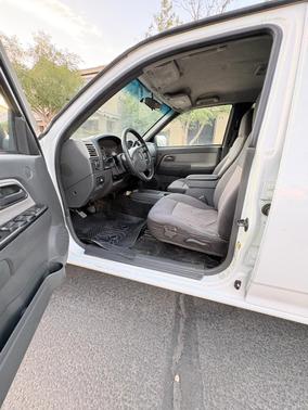White 2005 GMC Canyon SLE