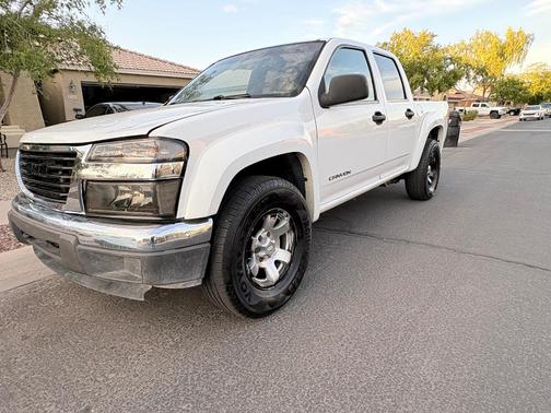 White 2005 GMC Canyon SLE