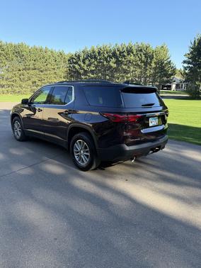 Purple 2022 Chevrolet Traverse LT Cloth