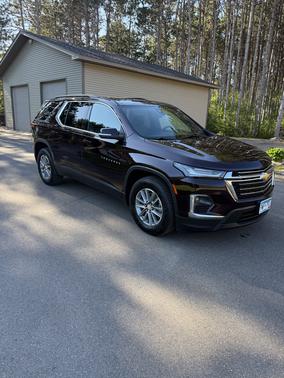Purple 2022 Chevrolet Traverse LT Cloth