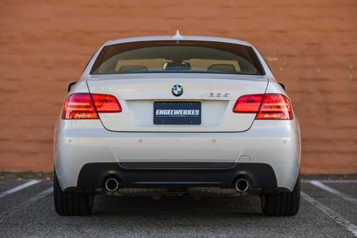 White 2011 BMW 335 i