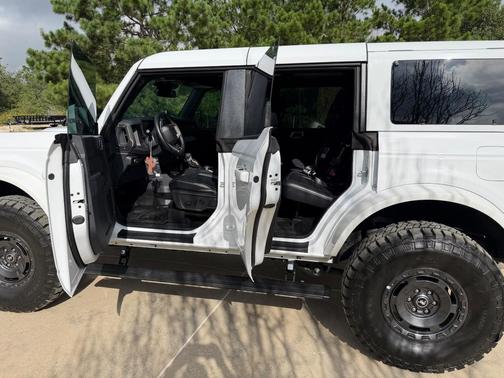 White 2025 Ford Bronco Badlands