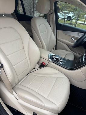 2019 Mercedes-Benz GLC 300 Base