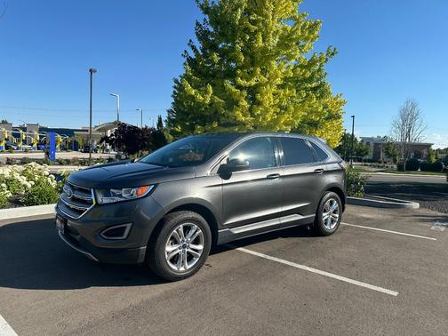 Gray 2015 Ford Edge SEL