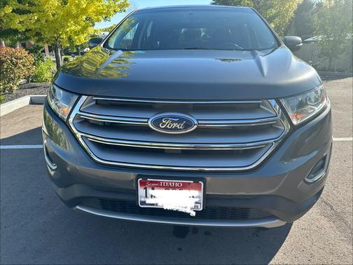 Gray 2015 Ford Edge SEL