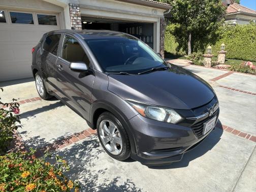 2017 Honda HR-V LX