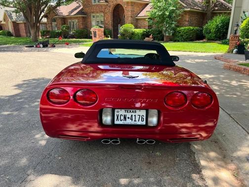 Red 2004 Chevrolet Corvette Base