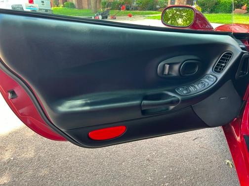 Red 2004 Chevrolet Corvette Base