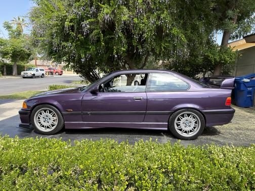 Purple 1995 BMW 325 iS