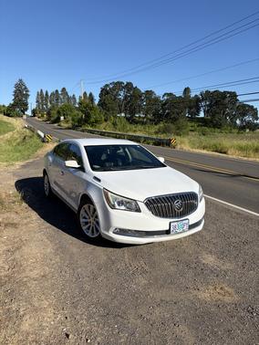 White 2013 Buick LaCrosse Leather