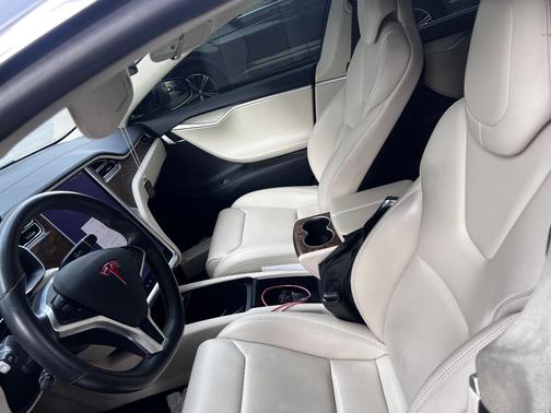 2018 Tesla Model S 75D