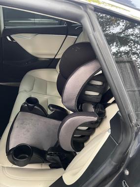 2018 Tesla Model S 75D