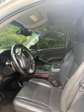 White 2018 GMC Yukon SLT