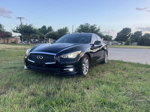 2015 INFINITI Q50 Premium