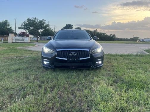 2015 INFINITI Q50 Premium