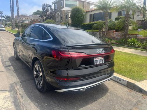 2022 Audi e-tron Sportback S line Premium