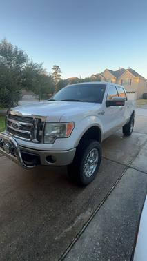 White 2010 Ford F-150 Lariat SuperCrew