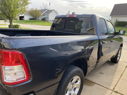 Photo 3 of 16 of 2020 RAM 1500 Big Horn/Lone Star