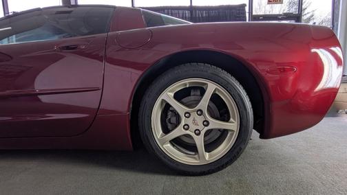 2003 Chevrolet Corvette Base