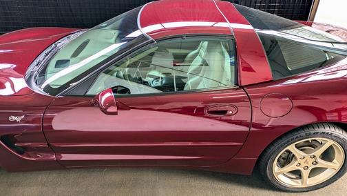 2003 Chevrolet Corvette Base