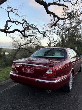 2006 Jaguar Vanden Plas Base