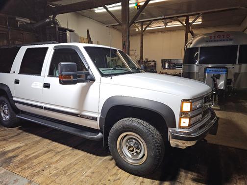 1999 Chevrolet Suburban 2500