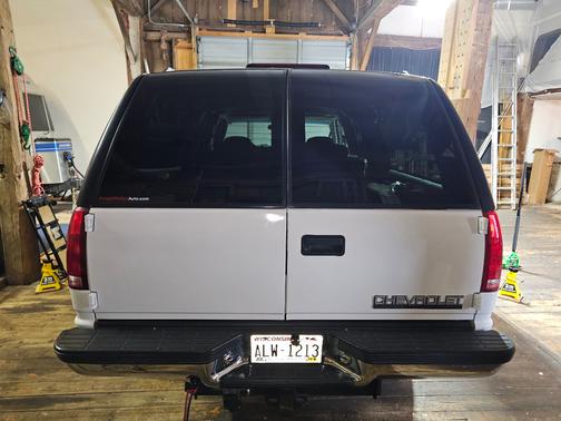 1999 Chevrolet Suburban 2500
