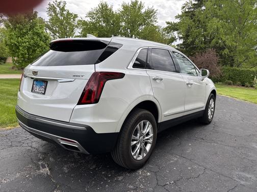 White 2020 Cadillac XT5 Premium Luxury