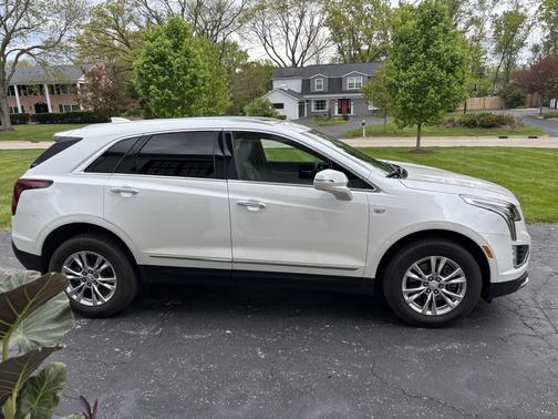 White 2020 Cadillac XT5 Premium Luxury