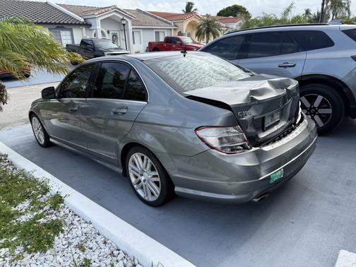 2009 Mercedes-Benz C-Class C 300 Luxury