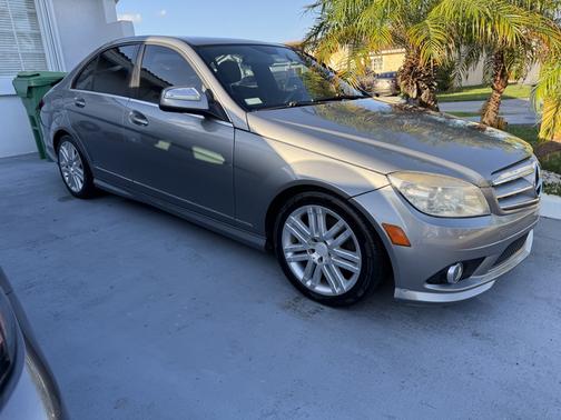 2009 Mercedes-Benz C-Class C 300 Luxury