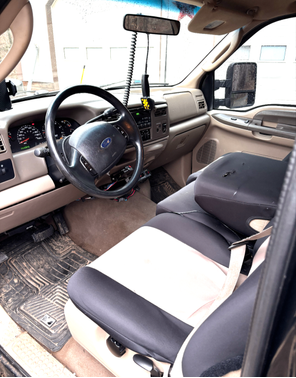 Black 2003 Ford F-250 XLT SuperCab Super Duty