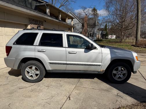 2007 Jeep Grand Cherokee Laredo