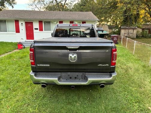 Gray 2019 RAM 1500 Laramie