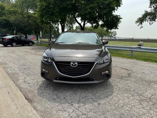 2016 Mazda Mazda3 i Sport