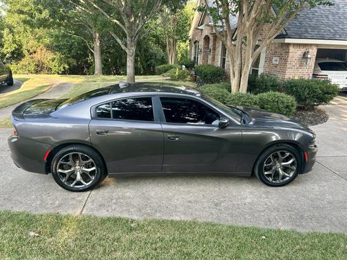 Gray 2015 Dodge Charger SXT