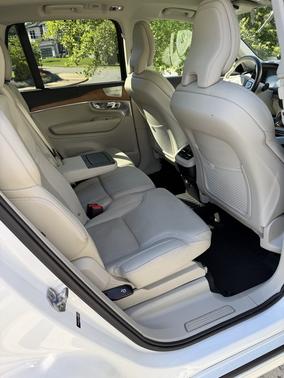 White 2019 Volvo XC90 T6 Inscription