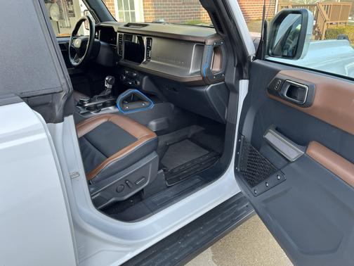 2023 Ford Bronco Outer Banks Advanced